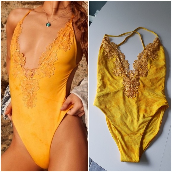 RARE Blue Life Eclipse Swimsuit yellow gold - Picture 2 of 8